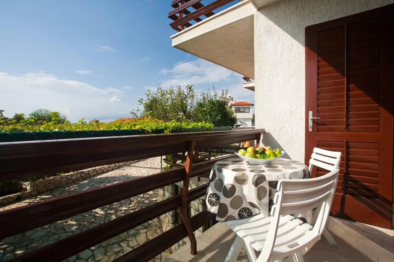 Apartmani Polonijo Nada Krk Town