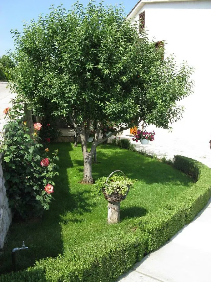 Apartment Apartmani Polonijo Nada Krk Town Kroatien