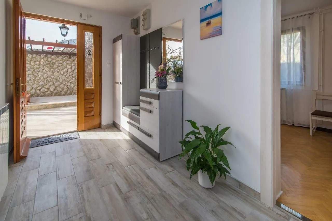 Apartment Apartmani Polonijo Nada Krk Town