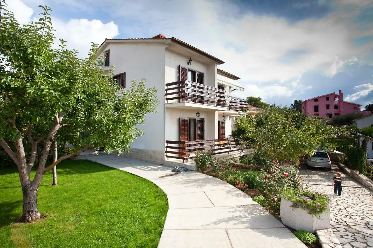 Apartmani Polonijo Nada Krk Town
