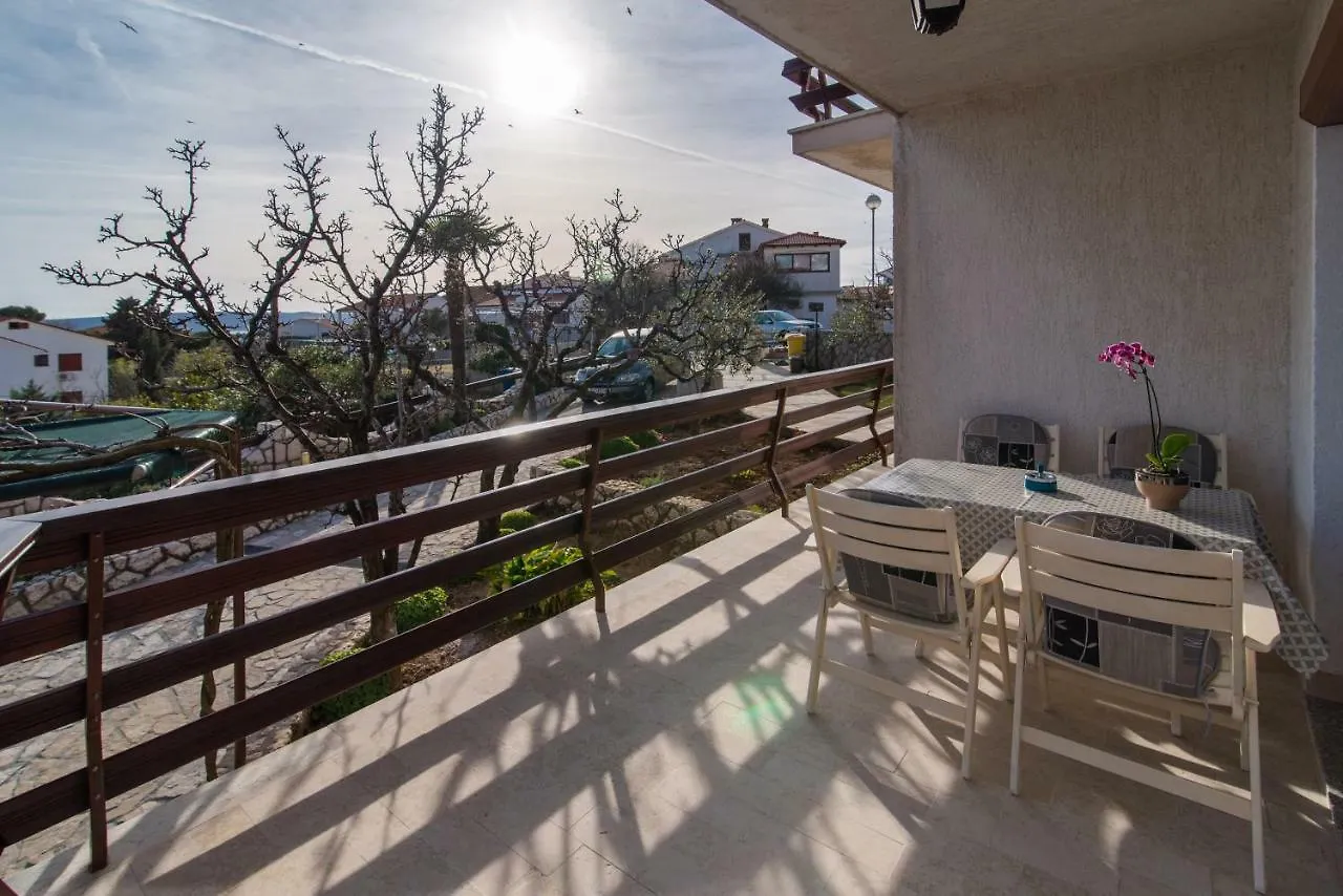 Apartment Apartmani Polonijo Nada Krk Town